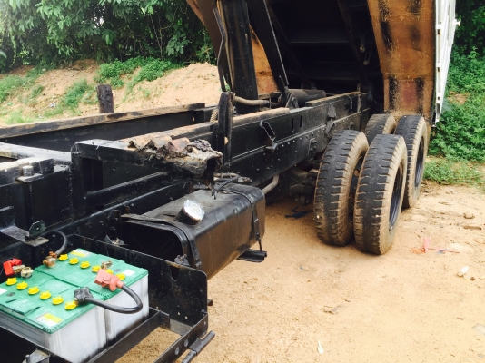 10ล้อดั้ม2เพลาห้างแท้ๆ180แรง..NISSAN UD CWA12M ปี2540..รถสวยเก็บงานสีใหม่ทั้งคัน พร้อมใช้