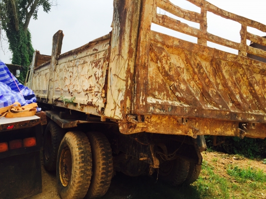 หัว-คัสซี..10ล้อ2เพลา...180แรง..NISSAN UD CWA12M..เครื่องNE6..คัสซีสวยตลอดเส้น  เครื่องสวย ดี..เล่ม ม.79ไว้แล้ว