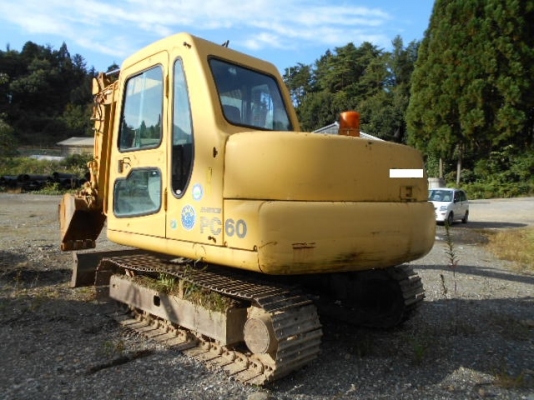รถขุด Komatsu PC60-7 รถญี่ปุ่น สนใจโทร. 080-6565422 (หนิง)