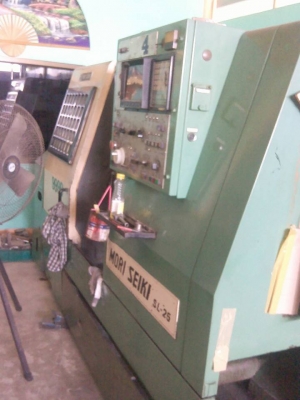ขาย เครื่องกลึง cnc MORI SEIKI รุ่น SL-25