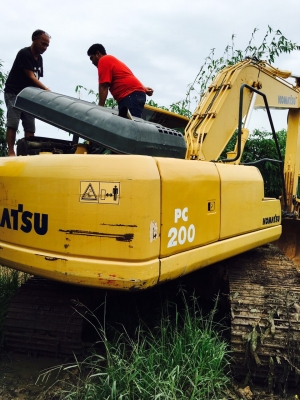 ขายรถแบคโฮ KOMATSU pc 200-8ไฟฟ้าครบ 5,066ชม.เล่มทะเบียนรถสวยพร้อมใช้ราคา 1,900,000 090-772-3710 090-772-3708 ขายรถแบคโฮ KOMATSU pc 200-8ไฟฟ้าครบ 5,066ชม.เล่มทะเบียนรถสวยพร้อมใช้ราคา 1,900,000 090-772-3710 090-772-3708