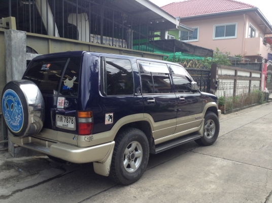 95 Lsuzu ทรูเปอร์ 3.2 auto โฟร์วีล น้ำเงินทูโทน แก็สหัวฉีด 185000