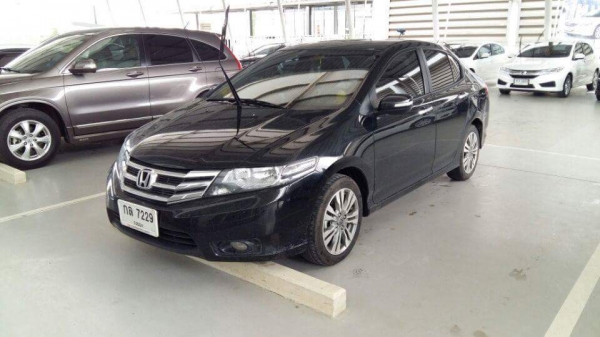 รถมาใหม่ HONDA CITY 1.5 V i-VTEC (ABS) โฉมCITY ปี2014 (เกียร์ออโต้ ดำ)