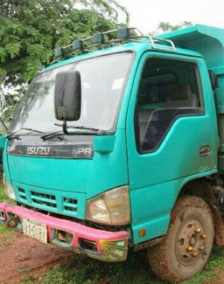 ขายหกล้อ อีซูซุ NPR130ปี52ดั้ม5คิว สภาพดีพร้อมใช้งาน ทะเบียนพร้อมโอน ราคา 495,000บ ครับ ขายหกล้อ อีซูซุ NPR130ปี52ดั้ม5คิว สภาพดีพร้อมใช้งาน ทะเบียนพร้อมโอน ราคา 495,000บ ครับ