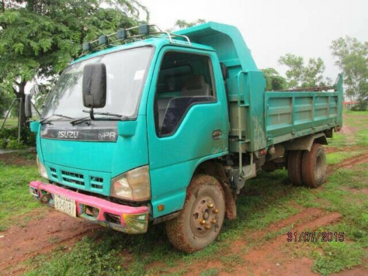 ขายหกล้อ อีซูซุ NPR130ปี52ดั้ม5คิว สภาพดีพร้อมใช้งาน ทะเบียนพร้อมโอน ราคา 495,000บ ครับ