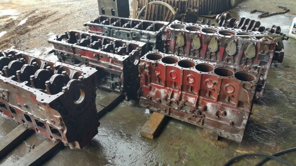 เสื้อสูบ-ข้อเหวี่ยง