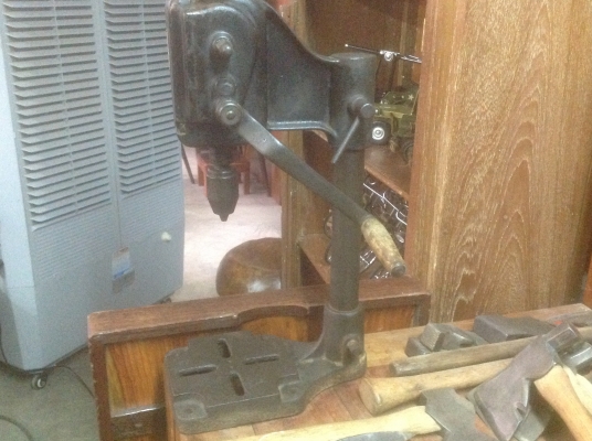 ขายสว่านแท่นมือหมุนโบราณงานเยอรมัน 2 สปีด ขนาดกว้าง 12" สูง 24" สภาพสมบูรณ์ ใช้งานได้ปกติ