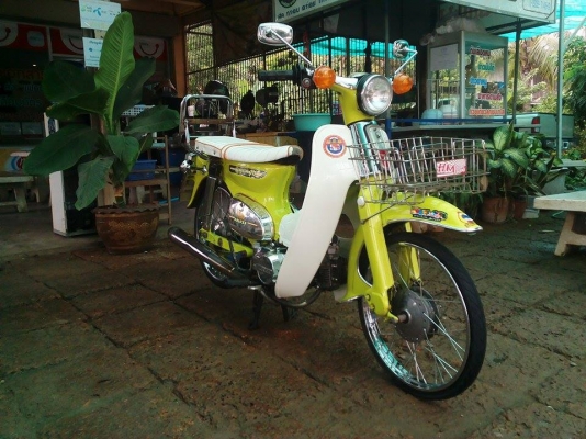 ขาย C70 เครื่องดรีม คาบูเเดช(เเท้) ไฟหน้า-หลังติด ท่อผ่า สภาพพร้อมใช้งาน (มีสำเนาเล่มโครง+ใบซื้อขาย) ค่าตัว 7900 บาท สนใจทักเเชทหรือโทร.089-8054390 โอ๋ อยู่จังหวัด ลพบุรี