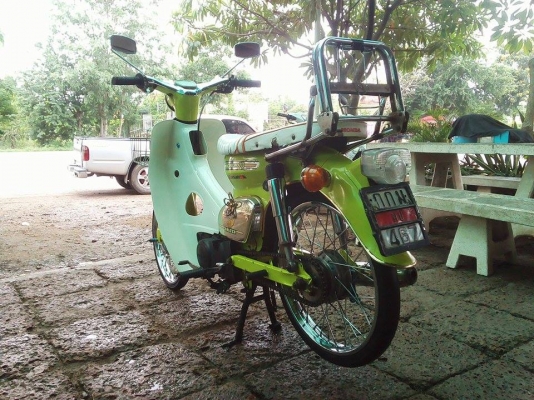 ขาย C70 เครื่องดรีม คาบูเเดช(เเท้) ไฟหน้า-หลังติด ท่อผ่า สภาพพร้อมใช้งาน (มีสำเนาเล่มโครง+ใบซื้อขาย) ค่าตัว 7900 บาท สนใจทักเเชทหรือโทร.089-8054390 โอ๋ อยู่จังหวัด ลพบุรี