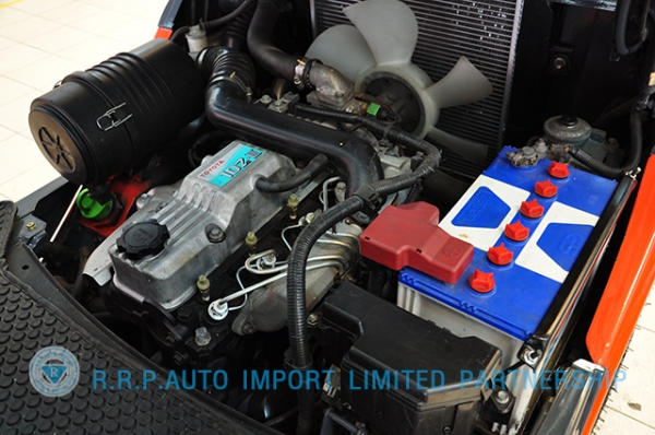 ขายรถโฟล์คลิฟท์มือสอง TOYOTA รุ่น 8FDL15 ราคา xxx,xxx บาท นำเข้าจากประเทศญี่ปุ่น 100\% ไม่เคยใช้งานในไทย