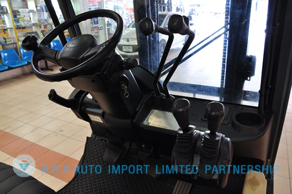 ขายรถโฟล์คลิฟท์มือสอง TOYOTA รุ่น 8FDL15 ราคา xxx,xxx บาท นำเข้าจากประเทศญี่ปุ่น 100\% ไม่เคยใช้งานในไทย