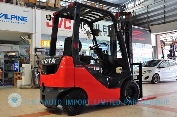 ขายรถโฟล์คลิฟท์มือสอง TOYOTA รุ่น 8FDL15 ราคา xxx,xxx บาท นำเข้าจากประเทศญี่ปุ่น 100\% ไม่เคยใช้งานในไทย