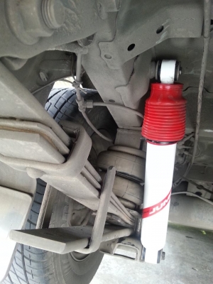 รับแก้ปัญหาช่วงล่าง รถกระบะ รถตู้ ทั่วไป Shock Profender