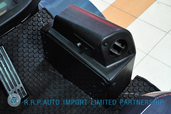 ขายรถโฟล์คลิฟท์มือสอง TOYOTA รุ่น 8FD30 ราคา xxx,xxx บาท นำเข้าจากประเทศญี่ปุ่น 100\% ไม่เคยใช้งานในไทย