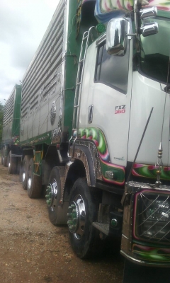 ขายรถพ่วง 24 ล้อ แม่.ลูก กระบะเนียมคอกเกษตรดั้ม ISUZU 360 ปี.57 รถสวย วิ้งแค่.120000 กว่ากิโล ราคา.3000000 สนใจรีบโทด่วน