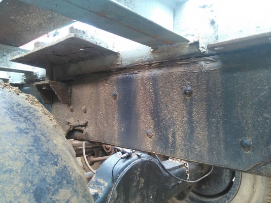 ขายเทรลเลอร์หัวยาว เครื่อง145แรง สภาพพร้อมใช้งาน เอกสารพร้อมโอน สนใจโทร 090-8588220คุณนะ 093-3258446คุณบิว หรือเข้าดูสินค้าอื่นๆได้ที่ www.truck.in.th/498 หรือเพจFacebook ณรงค์ ซื้อขายรถมือสอง (เว็บไซต์ส่วนตัว) หรือFacebook ตลาดรถมือสอง คุณนะ