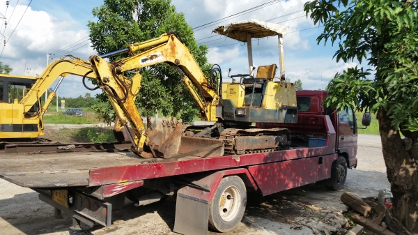 ขายด่วนรถเเม็คโครยันม่าYB25Bเทียบเท่า PC25เคื่องยันม่า3สูบรถนำเข้าเก่านอกไม่เคยใช้งานในเมืองไทยเลยส่งให้ฟรี