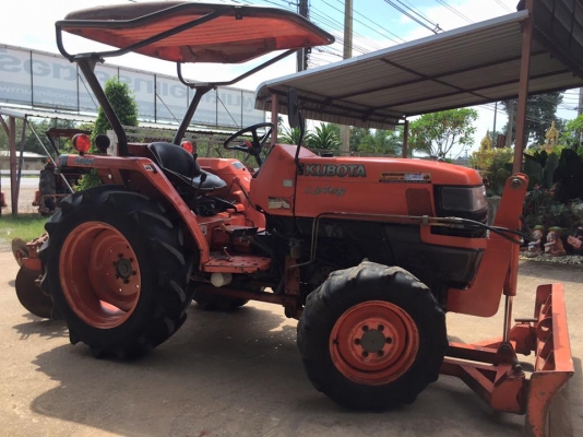 ขายรถไถKubota L3408 (4WD) พร้อมใบมีดหน้าและผานพรวนช้าง รถไร่ สีเดิมพร้อมใช้งาน ขายรถไถKubota L3408 (4WD) พร้อมใบมีดหน้าและผานพรวนช้าง รถไร่ สีเดิมพร้อมใช้งาน