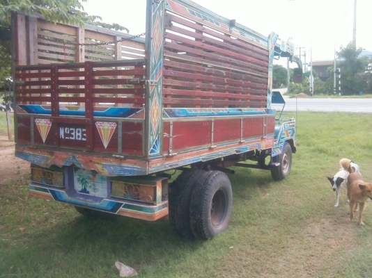 ขายรถอีแต๋น6ล้อ เครื่อง16แรง ช่วงล่างใหญ่ สภาพสวยพร้อมใช้งาน สนใจโทร 090-8588220คุณนะ 093-3258446คุณบิว หรือเข้าดูสินค้าอื่นๆได้ที่ www.truck.in.th/498 หรือเพจFacebook ณรงค์ ซื้อขายรถมือสอง (เว็บไซต์ส่วนตัว) หรือFacebook ตลาดรถมือสอง คุณนะ