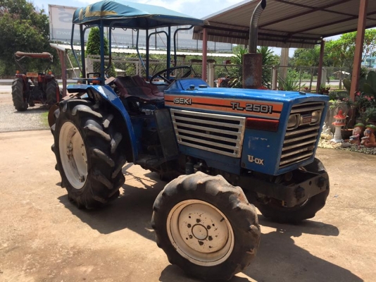 ขายรถไถ ISEKI TL2501 (4WD) พร้อมผานพรวน รถ2เพลา พวงมาลัยพาวเวอร์พร้อมใช้งาน ขายรถไถ ISEKI TL2501 (4WD) พร้อมผานพรวน รถ2เพลา พวงมาลัยพาวเวอร์พร้อมใช้งาน