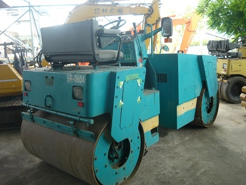 รถบดสั่นสะเทือน 5 ตัน Sakai SW500 รถเก่านอก สภาพเดิมๆ พร้อมใช้งาน