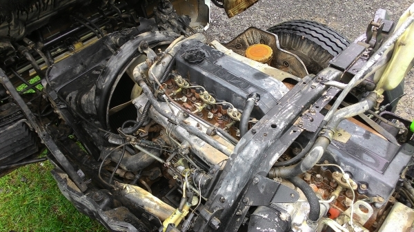 ขายรถโม่ปูน ISUZU NRR โม่ 2.5 คิว เครื่อง 195 แรง  สภาพพร้อมใช้งาน โทร.081 0491769  รถคันนี้ซื้อได้ที่คุณหมีและคุณตุ๊กเท่านั้น นอกนั้นอย่าไปหลงเชื่อ เพราะไปถ่ายรูปแล้วนำมาลงขาย ระรังถูกหลอกนะคะ