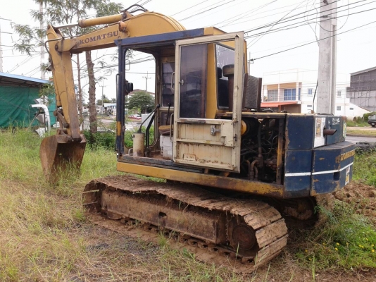 ขายรถแบคโฮ KOMATSU PC60-3 ราคา 260000