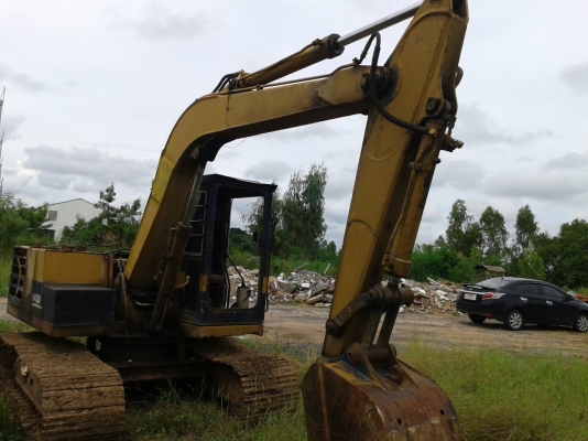 ขายรถแบคโฮ KOMATSU PC60-3 ราคา 260000