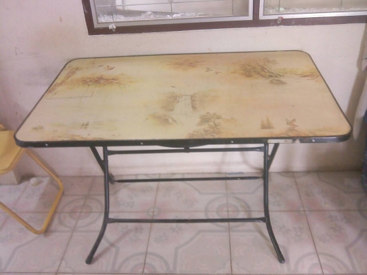 โต๊ะพับแข็งแรงสภาพดี