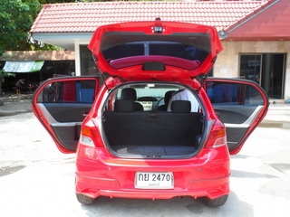 TOYOTA YARIS 1.5 AUTO ปี 2011 รถบ้านแท้เจ้าของเดียว พร้อมใช้ T.086-527-9533