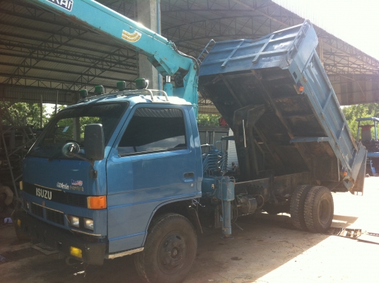 Isuzu Npr 4Bd1-115 แรงม้า ดั้ม เทรน 3 ตัน 2 ชัก 3 ท่อน พวงมาลัยพาวเวอร์ ช่วงล่าง F แอร์เย็น ทะเบียนพร้อมโอน