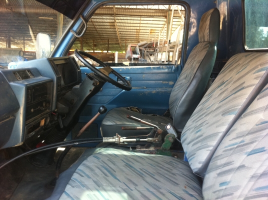 Isuzu Npr 4Bd1-115 แรงม้า ดั้ม เทรน 3 ตัน 2 ชัก 3 ท่อน พวงมาลัยพาวเวอร์ ช่วงล่าง F แอร์เย็น ทะเบียนพร้อมโอน Isuzu Npr 4Bd1-115 แรงม้า ดั้ม เทรน 3 ตัน 2 ชัก 3 ท่อน พวงมาลัยพาวเวอร์ ช่วงล่าง F แอร์เย็น ทะเบียนพร้อมโอน