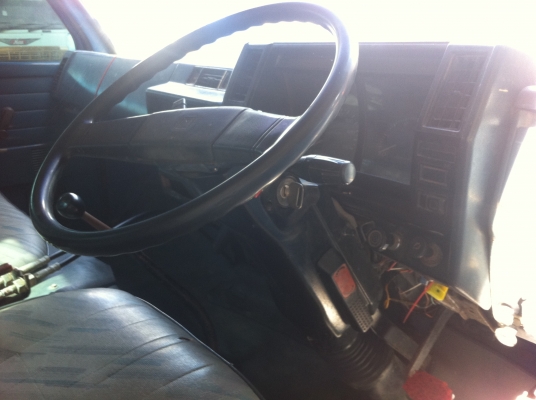 Isuzu Npr 4Bd1-115 แรงม้า ดั้ม เทรน 3 ตัน 2 ชัก 3 ท่อน พวงมาลัยพาวเวอร์ ช่วงล่าง F แอร์เย็น ทะเบียนพร้อมโอน Isuzu Npr 4Bd1-115 แรงม้า ดั้ม เทรน 3 ตัน 2 ชัก 3 ท่อน พวงมาลัยพาวเวอร์ ช่วงล่าง F แอร์เย็น ทะเบียนพร้อมโอน