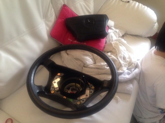 พวงมาลัยแอร์แบ็ครถ benz พวงมาลัยแอร์แบ็ครถ benz