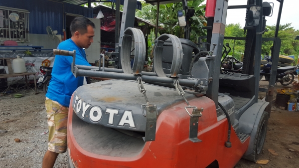 ขาย0815667535ยก3ตันรถโรงงานTOYOTAรุ่น8ล่าสุด