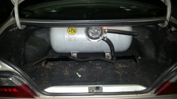 toyota soluna v-vertion ปี99 เกียรออโต้ lpg toyota soluna v-vertion ปี99 เกียรออโต้ lpg