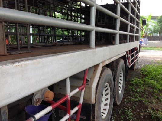 ขายด่วนรถสิบล้อDAGAเครือง200แรงปี46รถบรรทุกหมูยาว7.20เมตร