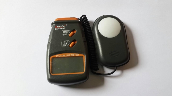 ขายเครื่องวัดความเข้มแสง LX1010BS ขายเครื่องวัดความเข้มแสง LX1010BS