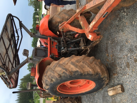ขาย. KUBOTA70แรง ปี53.  อุปกร2อย่างติดรถ. สภาพดีมากๆ