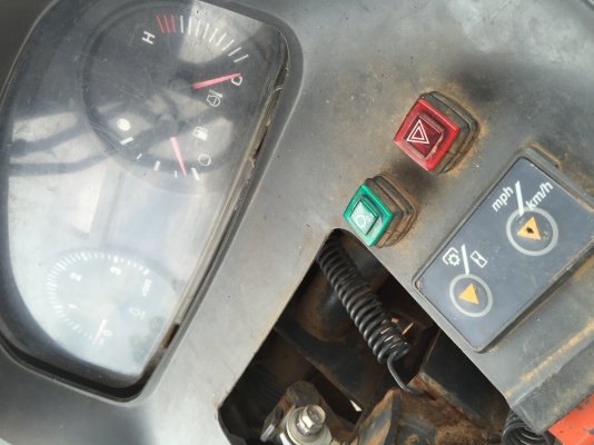 ขาย. KUBOTA70แรง ปี53.  อุปกร2อย่างติดรถ. สภาพดีมากๆ