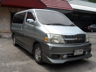 TOYOTA GRANVIA 3.4 AUTO ปี 2000 ติดแก๊ส LPG รถบ้านแท้พร้อมใช้ T.086-527-9533