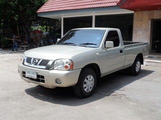 NISSAN BIG M FRONTIER1-2 2.7 MT ปี 2004 รถสวยพร้อมใช้ จัดไฟแนนซ์ได้ T.086-527-9533