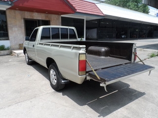 NISSAN BIG M FRONTIER1-2 2.7 MT ปี 2004 รถสวยพร้อมใช้ จัดไฟแนนซ์ได้ T.086-527-9533