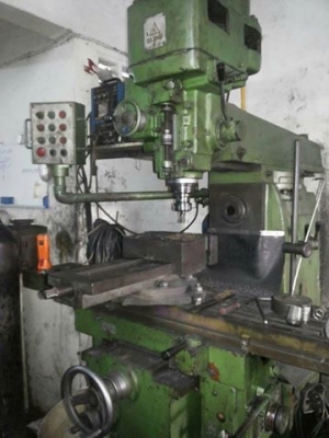 มิลลิ่งm5อุปกรณ์ครบ มีอก ฟีดขึ้นลงซ้ายขวาออโต้ของใตหวันสภาพสวย