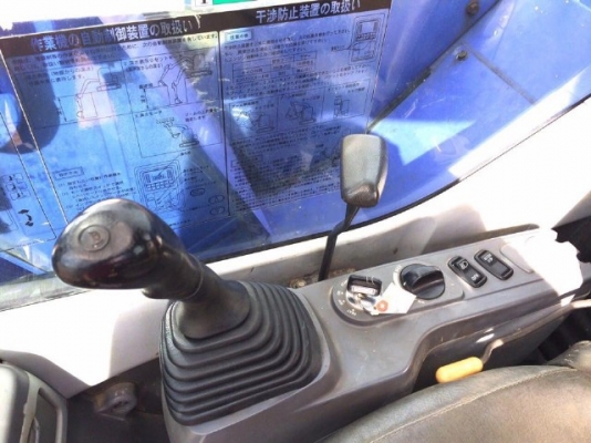 ขายรถแบคโฮ KOMATSU PC78UU-6 ปี 2004 สภาพสวยพร้อมใช้งาน รถนอกนำเข้าเองจากญี่ปุ่น มีVDOการทำงานครับ ขายรถแบคโฮ KOMATSU PC78UU-6 ปี 2004 สภาพสวยพร้อมใช้งาน รถนอกนำเข้าเองจากญี่ปุ่น มีVDOการทำงานครับ