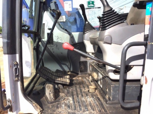 ขายรถแบคโฮ KOMATSU PC78UU-6 ปี 2004 สภาพสวยพร้อมใช้งาน รถนอกนำเข้าเองจากญี่ปุ่น มีVDOการทำงานครับ ขายรถแบคโฮ KOMATSU PC78UU-6 ปี 2004 สภาพสวยพร้อมใช้งาน รถนอกนำเข้าเองจากญี่ปุ่น มีVDOการทำงานครับ