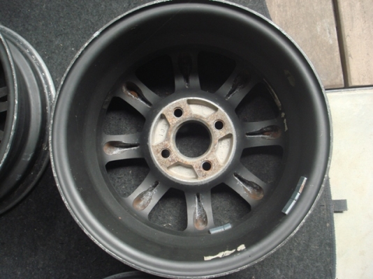 ขายล้อกล้วยขอบ 14 กว้าง6 นิ้ว ออฟ38 4รู100 ครับ