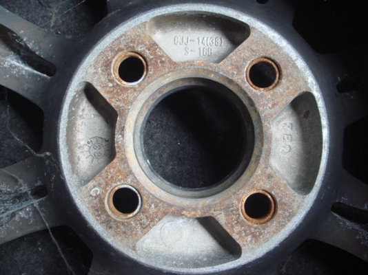 ขายล้อกล้วยขอบ 14 กว้าง6 นิ้ว ออฟ38 4รู100 ครับ ขายล้อกล้วยขอบ 14 กว้าง6 นิ้ว ออฟ38 4รู100 ครับ