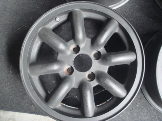 ขายล้อกล้วยขอบ 14 กว้าง6 นิ้ว ออฟ38 4รู100 ครับ ขายล้อกล้วยขอบ 14 กว้าง6 นิ้ว ออฟ38 4รู100 ครับ