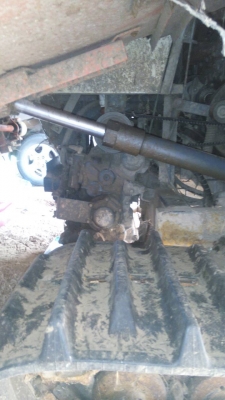 รถเกี่ยวข้าวคูโบต้า DC68 พร้อมเทรเลอร์ รถสภาพพร้อมใช้งาน